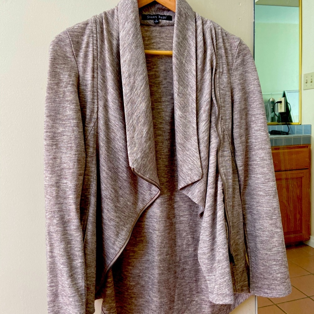 Sweet rain zip up top